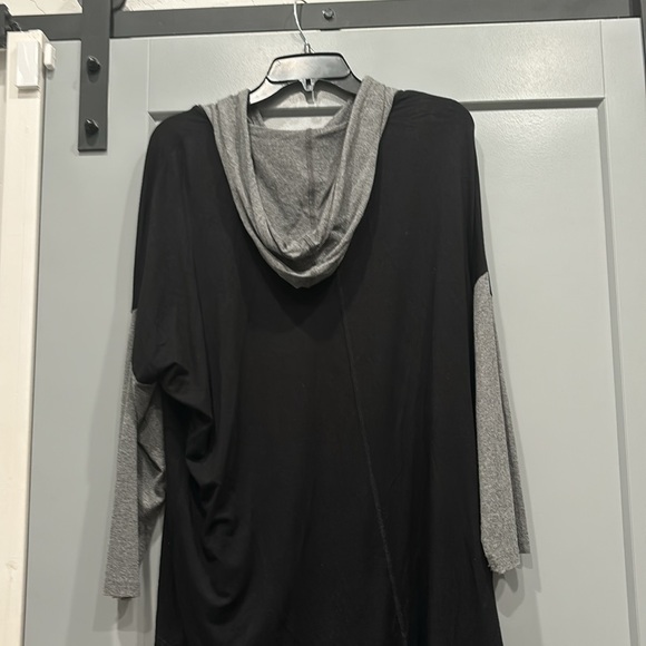 Top - Picture 6 of 6